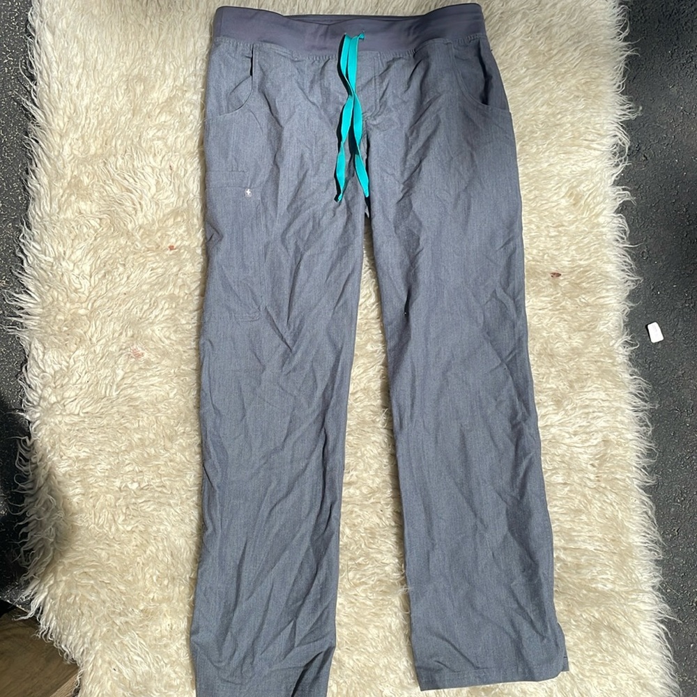 Figs scrub pants size M
